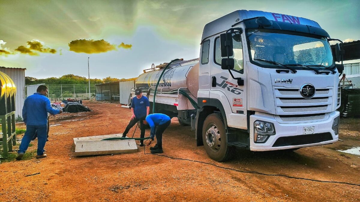 4bcb074a-b653-4e13-98ba-e9169304a28b